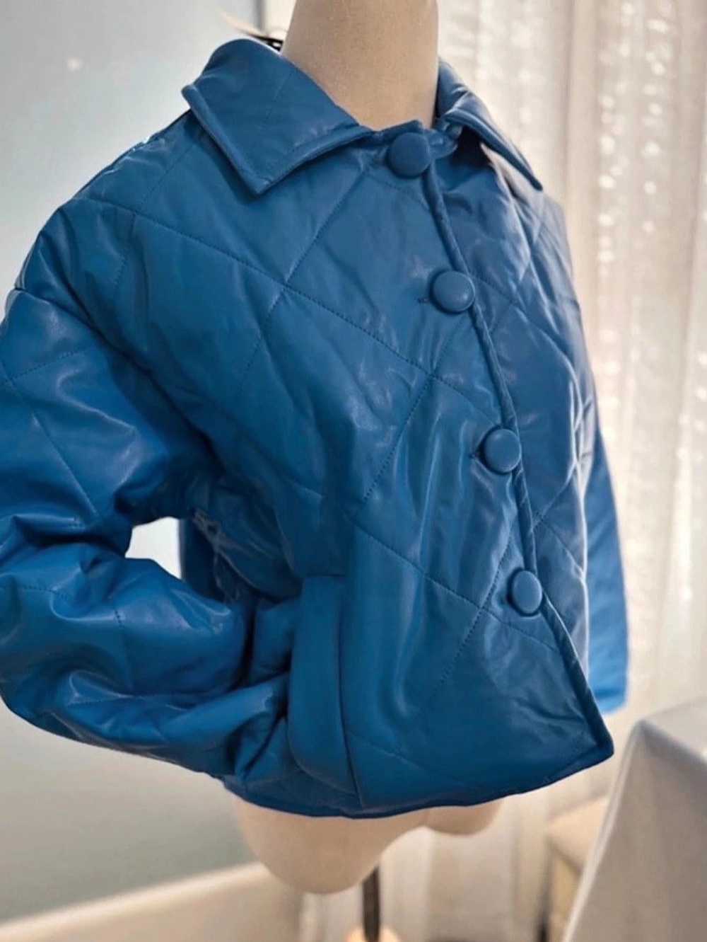 Forever 21 Quilted Puffer Jacket in Blue Size Small NWT